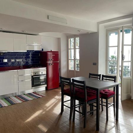 Nuovo Bilocale Frontemare Appartement Varazze Buitenkant foto