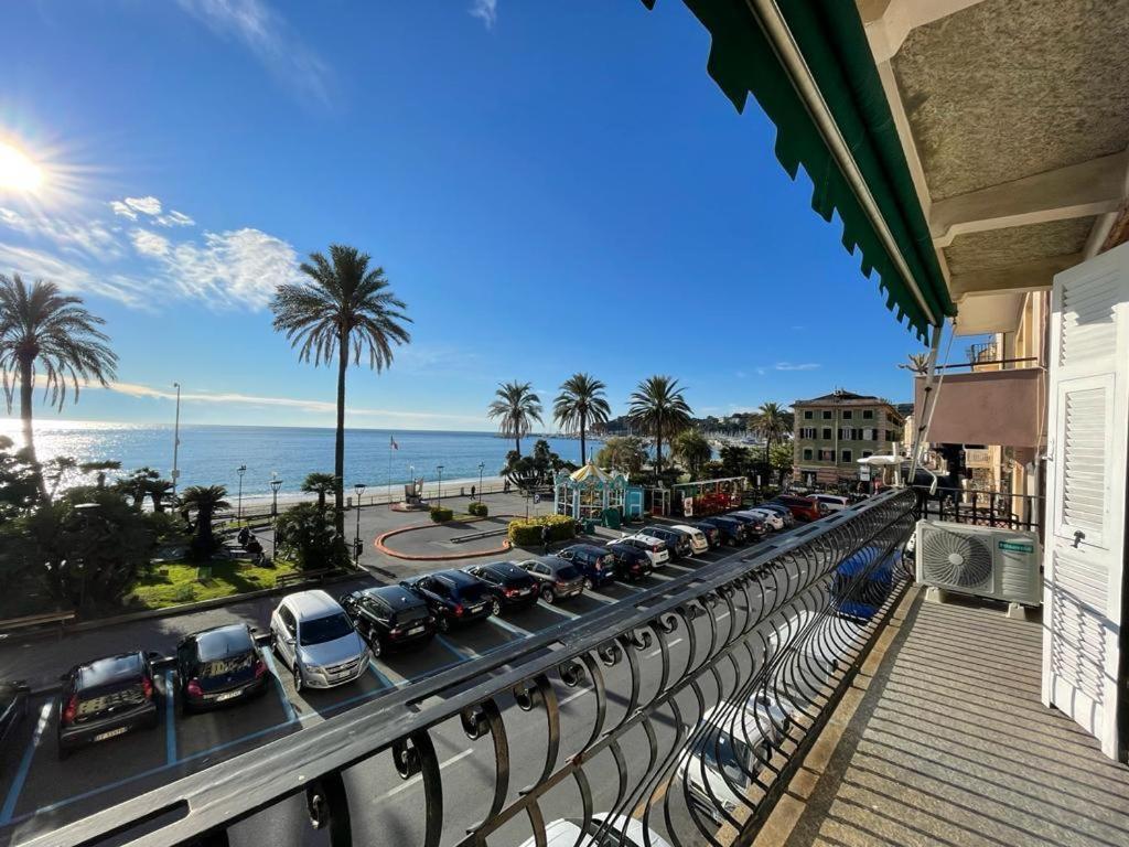 Nuovo Bilocale Frontemare Appartement Varazze Buitenkant foto